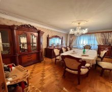 Satılır Köhnə Tikili Memar Əcəmi m., 3-cü mikrorayon, Nəsimi r.