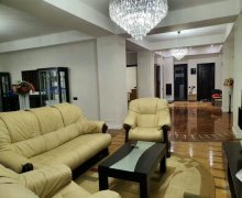 Kirayə (aylıq) Yeni Tikili İçərişəhər m., Səbail r. Kirayə (aylıq) Yeni Tikili İçərişəhər m., Səbail r.