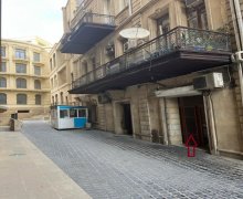 Satılır Ofis İçərişəhər m., Bayıl qəs., Səbail r.