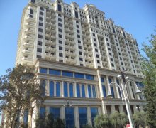 Satılır Yeni Tikili Elmlər akademiyası m., Yasamal r.