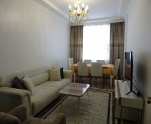 Satılır Yeni Tikili İnşaatçılar m., Yeni Yasamal qəs., Yasamal r.