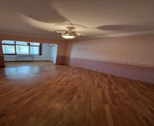 Satılır Köhnə Tikili İnşaatçılar m., Yeni Yasamal qəs., Yasamal r.