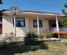 sekide aylıq kiraye evler/villa Şəki ş.