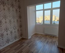 Satılır Köhnə Tikili 9-cu mikrorayon, Binəqədi r.