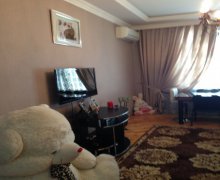 7-ci mkr-da satılan evlər Azadlıq m., 7-ci mikrorayon, Binəqədi r.