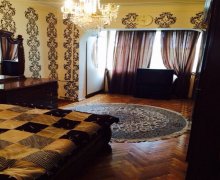 Kirayə (aylıq) Köhnə Tikili Memar Əcəmi m., 4-cü mikrorayon, Nəsimi r.