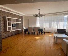 Satılır Yeni Tikili Memar Əcəmi m., 4-cü mikrorayon, Nəsimi r.