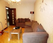 Satılır Köhnə Tikili İnşaatçılar m., Yeni Yasamal qəs., Yasamal r.