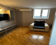 Kirayə (aylıq) Yeni Tikili Memar Əcəmi m., Binəqədi r.