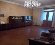 Satılır Köhnə Tikili Sahil m., Səbail r.