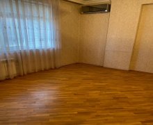 7-ci mkr-da satılan evlər Azadlıq m., 7-ci mikrorayon, Binəqədi r.