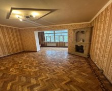 28 mayda satilan Köhnə Tikili 28 May m., Nəsimi r.