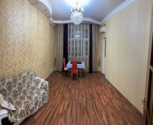 Kirayə (aylıq) Köhnə Tikili Elmlər akademiyası m., Yasamal r.