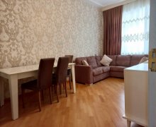 Satılır Yeni Tikili İnşaatçılar m., Yeni Yasamal qəs., Yasamal r.