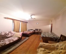 Satılır Köhnə Tikili Əhmədli m., Köhnə Günəşli qəs., Xətai r.