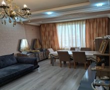 Satılır Yeni Tikili Qaraçuxur qəs., Suraxanı r.