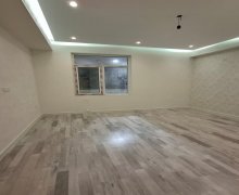 Satılır Yeni Tikili Xırdalan ş. Satılır Yeni Tikili Xırdalan ş.