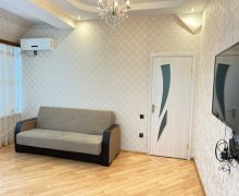 Satılır Yeni Tikili Memar Əcəmi m., Nəsimi r.