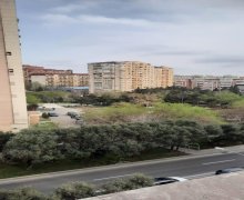 Satılır Köhnə Tikili Azadlıq m., 8-ci mikrorayon, Binəqədi r.