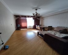 Satılır Köhnə Tikili İnşaatçılar m., Yeni Yasamal qəs., Yasamal r.