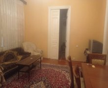 Satılır Köhnə Tikili Nizami m., Yasamal r.