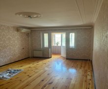 Satılır Köhnə Tikili Xalqlar dostluğu m., 8-ci kilometr, Nizami r.