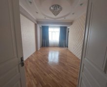 Satılır Yeni Tikili Azadlıq m., Binəqədi r.