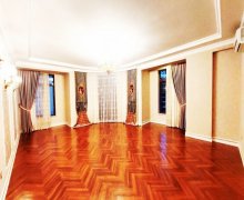 28 mayda satilan bina evleri 28 May m., Xətai r.