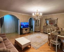 Satılır Köhnə Tikili Neftçilər m., Bakıxanov qəs., Sabunçu r.