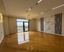 Satılır Yeni Tikili Dərnəgül m., Binəqədi r.