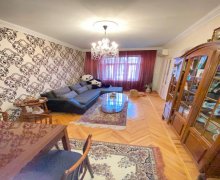 ehmedlide 3 otaqli evler Əhmədli m., Xətai r.