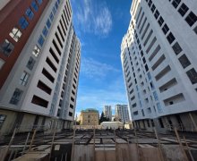 Satılır Yeni Tikili Azadlıq m., 7-ci mikrorayon, Binəqədi r.