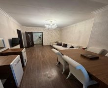 Satılır Yeni Tikili Xalqlar dostluğu m., 8-ci kilometr, Nizami r.