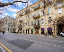 Satılır Yeni Tikili 28 May m., 28 Mall, Nəsimi r.