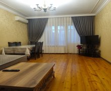 ehmedlide 3 otaqli evler Əhmədli m., Xətai r.