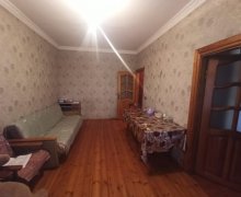 Satılır Köhnə Tikili Azadlıq m., 7-ci mikrorayon, Binəqədi r.