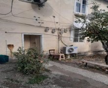 Kirayə (aylıq) Köhnə Tikili Qazax ş. Kirayə (aylıq) Köhnə Tikili Qazax ş.