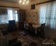Satılır Köhnə Tikili Azadlıq m., 8-ci mikrorayon, Binəqədi r.