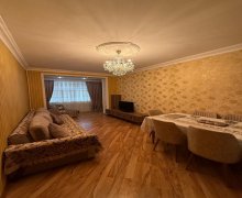 Satılır Köhnə Tikili Həzi Aslanov m., H.Aslanov qəs., Xətai r.