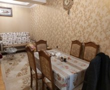 Satılır Yeni Tikili Azadlıq m., 8-ci mikrorayon, Binəqədi r.