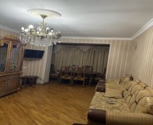 Kirayə (aylıq) Köhnə Tikili Xalqlar dostluğu m., Nizami r.