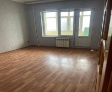 Satılır Köhnə Tikili Xalqlar dostluğu m., 8-ci kilometr, Nizami r.