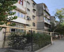 Satılır Köhnə Tikili Xalqlar dostluğu m., 8-ci kilometr, Nizami r.