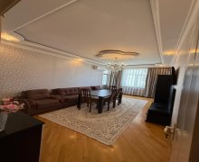 Satılır Yeni Tikili Azadlıq m., 7-ci mikrorayon, Binəqədi r. Satılır Yeni Tikili Azadlıq m., 7-ci mikrorayon, Binəqədi r.