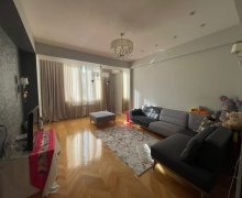 Satılır Yeni Tikili Qara Qarayev m., 8-ci kilometr, Nizami r.