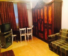 bakida 1 otaqli evlerin satisi Nəsimi r.