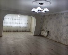 Satılır Köhnə Tikili Xalqlar dostluğu m., 8-ci kilometr, Nizami r.