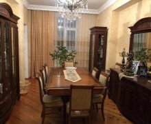 razinde 3 otaqli evler Neftçilər m., Bakıxanov qəs., Sabunçu r.