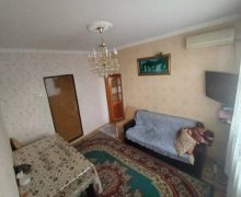 Satılır Köhnə Tikili Azadlıq m., 7-ci mikrorayon, Binəqədi r.