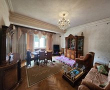 Satılır Yeni Tikili Elmlər akademiyası m., Yasamal r.